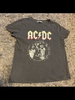 Elizabeth and James Vintage style AC/DC Graphic Tee with Cream and Red Print